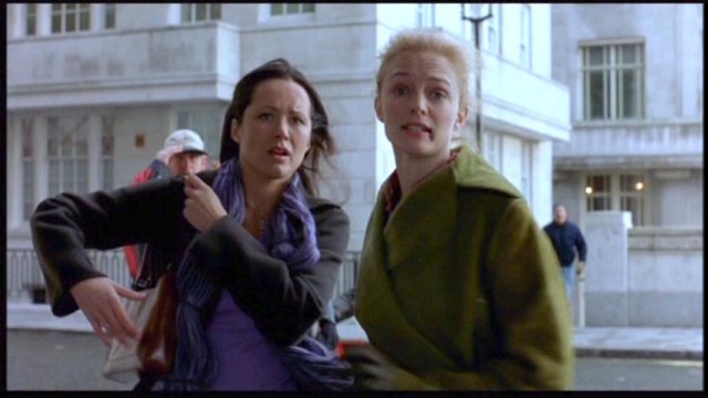 Ölümün Kollarında Fotoğrafı