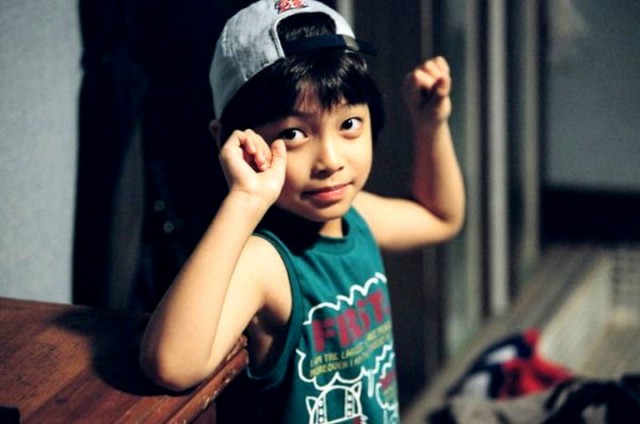 Cracked Eggs And Noodles Fotoğrafı