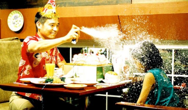 Cracked Eggs And Noodles Fotoğrafı