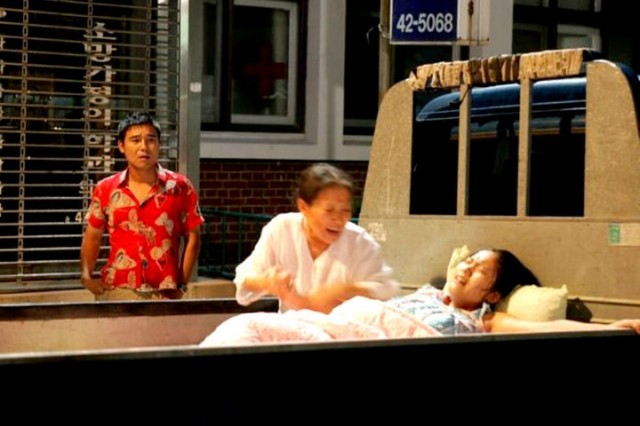 Cracked Eggs And Noodles Fotoğrafı