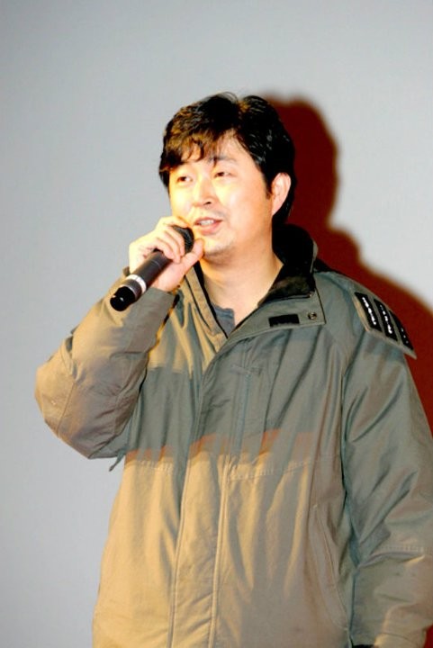 Cracked Eggs And Noodles Fotoğrafı