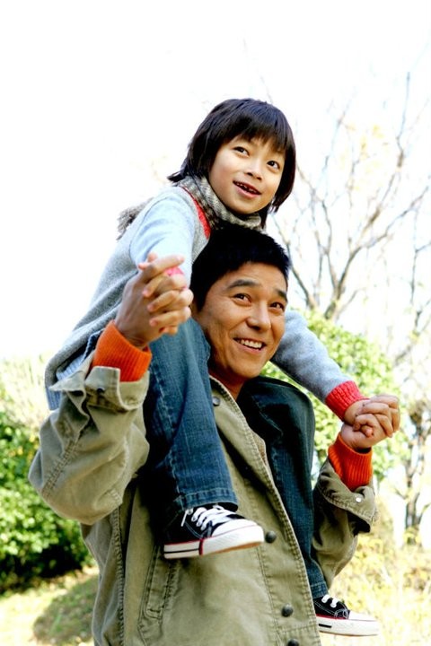 Cracked Eggs And Noodles Fotoğrafı