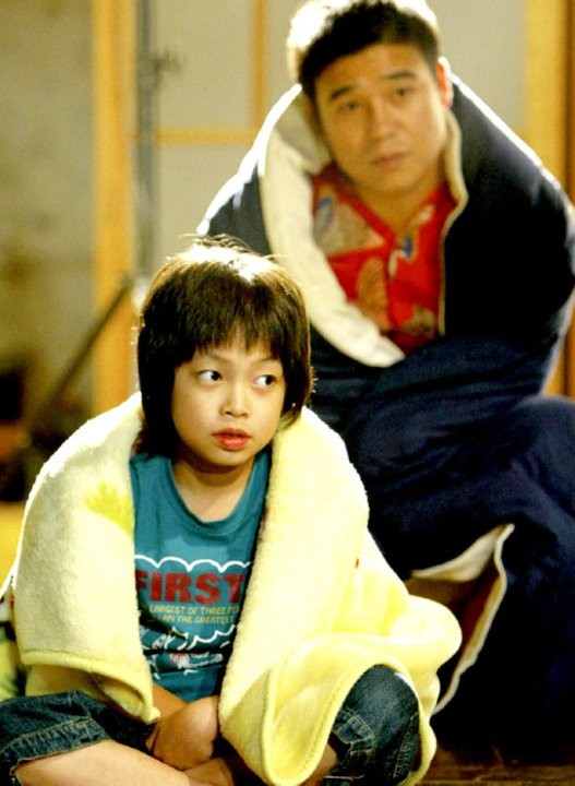 Cracked Eggs And Noodles fotoğrafı