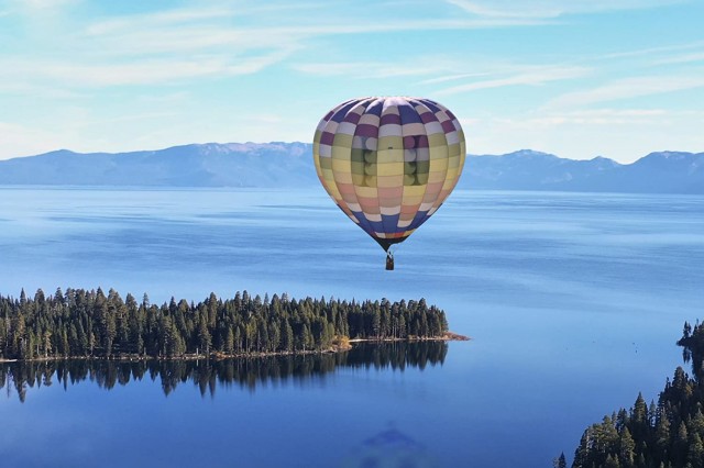 Romance in the Air fotoğrafı