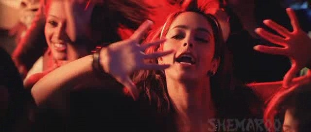 Ugly Aur Pagli fotoğrafı