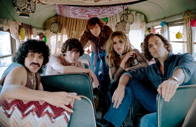 Daisy Jones ve The Six fotoğrafı