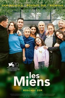 Les miens (2022) afişi