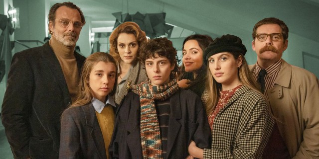 Yetişkinlerin Yalan Hayatı fotoğrafı