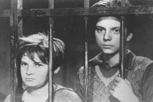 Boyacı Ve Kaldırım Çocukları Fotoğrafı