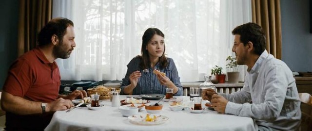 Bizim Büyük Çaresizliğimiz Fotoğrafı