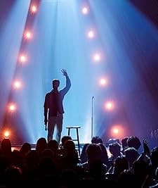 Hasan Minhaj: Off With His Head (2024) afişi