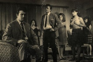 Kırbaç Altında fotoğrafı