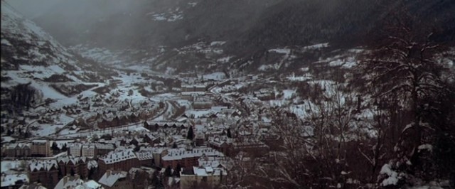 Yetimhane Fotoğrafı