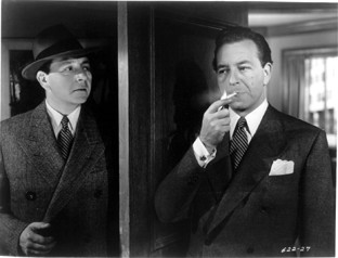 Hollow Triumph fotoğrafı