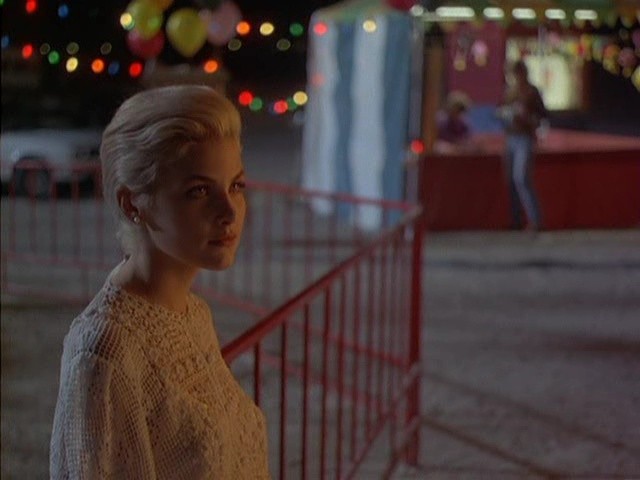 Two Moon Junction Fotoğrafı