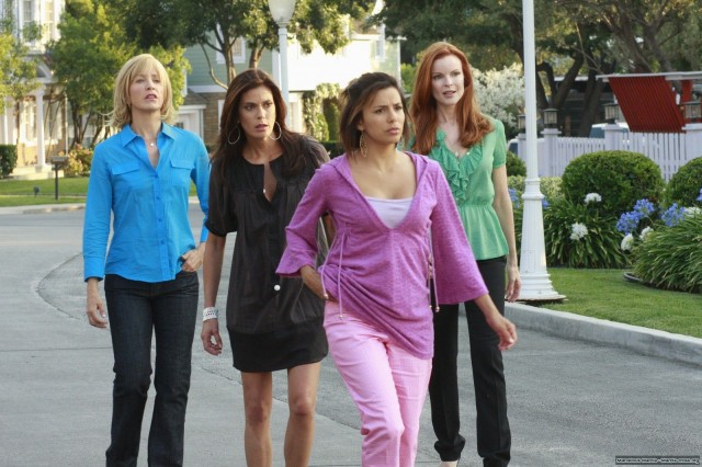 Umutsuz Ev Kadınları Fotoğrafı