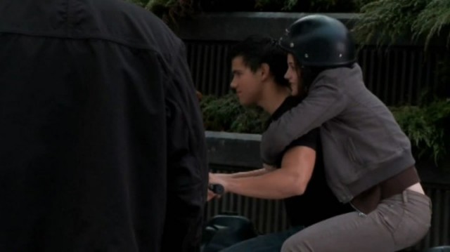 Alacakaranlık Efsanesi: Tutulma Fotoğrafı