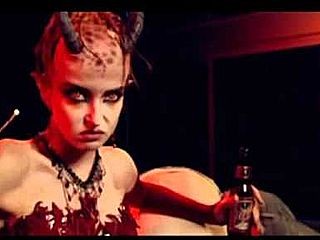 Katil Ev fotoğrafı