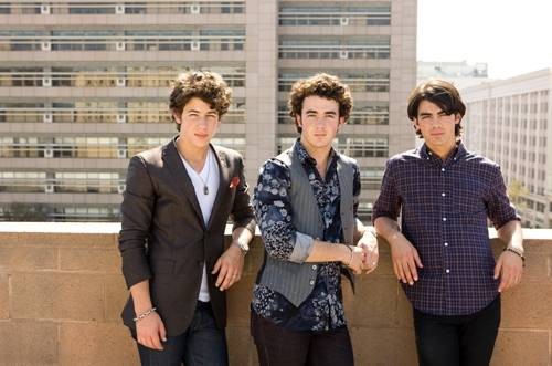 Jonas Brothers: Üç Boyutlu Konser Deneyimi Fotoğrafı