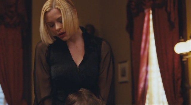 True True Lie fotoğrafı