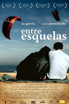 Entre esquelas (2009) afişi