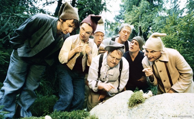 7 Cüceler 2 / Orman yeterli degil Fotoğrafı