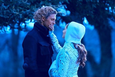 The Inhabited Island Fotoğrafı