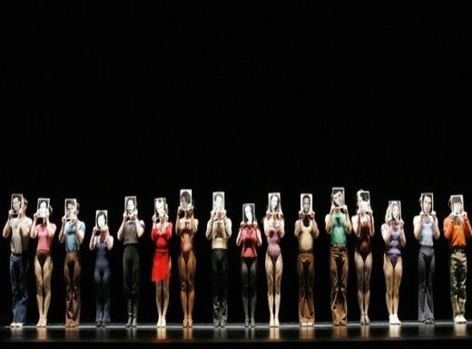 Every Little Step fotoğrafı