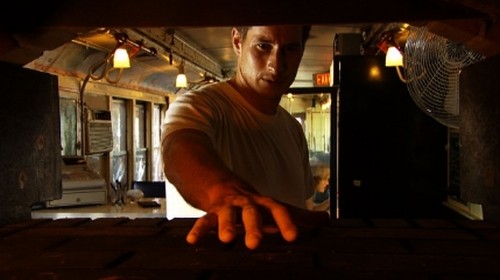 The Other Side of the Tracks Fotoğrafı