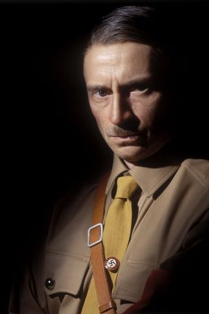 Hitler: Kötülüğün Yükselişi Fotoğrafı