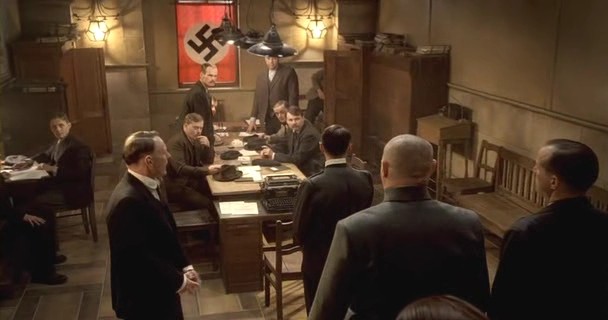 Hitler: Kötülüğün Yükselişi Fotoğrafı