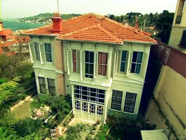 Çemberimde Gül Oya Fotoğrafı