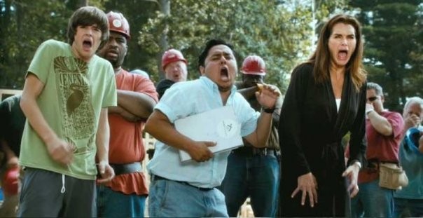 Tüylü Bela Fotoğrafı