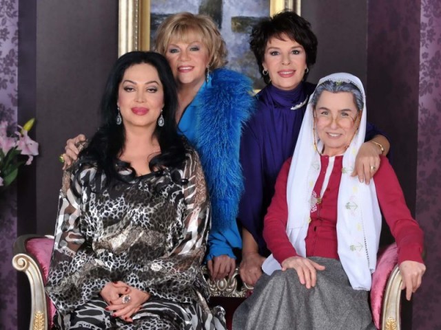 Altın Kızlar Fotoğrafı