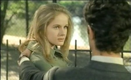 Yumuşak Bir Kadın Fotoğrafı