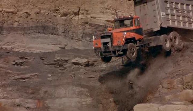 Fire Down Below fotoğrafı