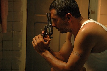 it iti ısırır fotoğrafı