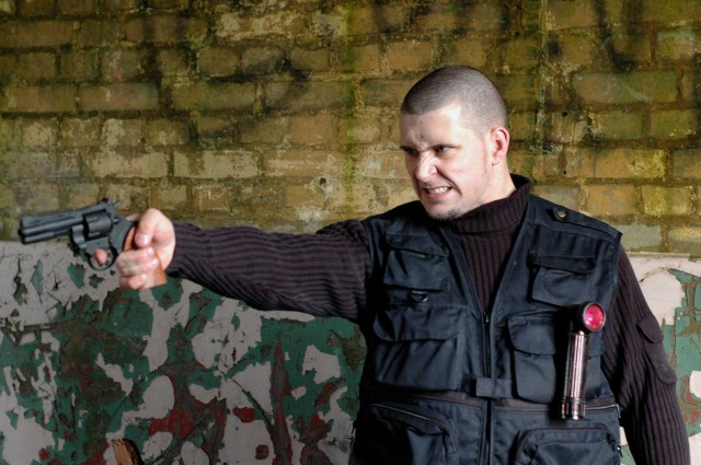 On Ölü Adam fotoğrafı