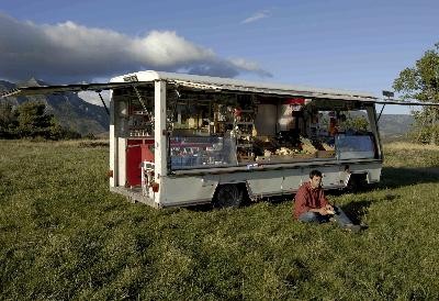 Bakkalın Oğlu Fotoğrafı