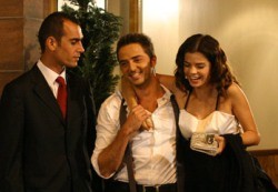 Yalan Dünya fotoğrafı