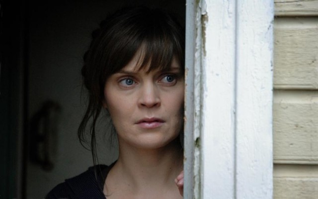 Sisters Apart fotoğrafı