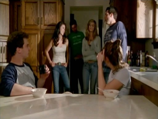 Kicking The Dog Fotoğrafı