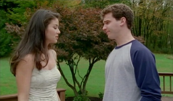 Kicking The Dog Fotoğrafı