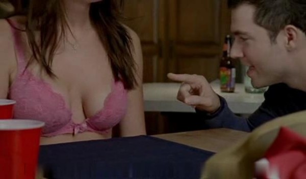 Kicking The Dog fotoğrafı