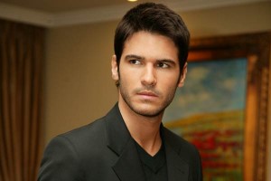 Esir Kalpler fotoğrafı