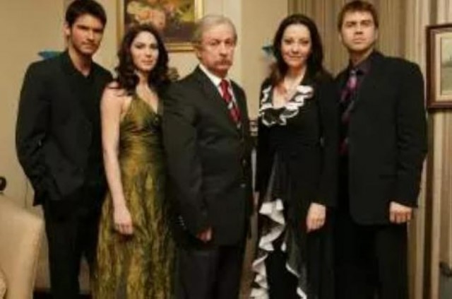 Esir Kalpler (2006) afişi