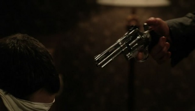 Across The Hall Fotoğrafı