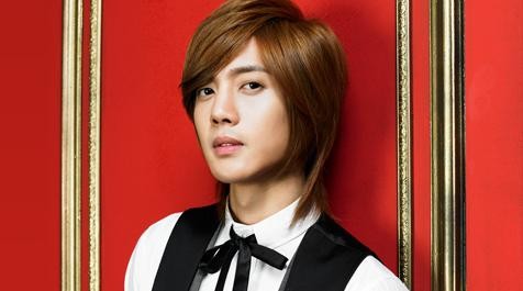 Erkekler Çiçeklerden Önce Gelir Fotoğrafı