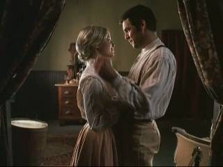 Love Takes Wing Fotoğrafı