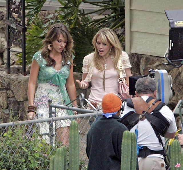 Material Girls Fotoğrafı